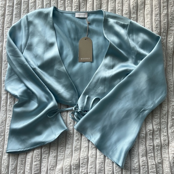 NWT Meshki Elaine Chiffon Longsleeve - Picture 2 of 3